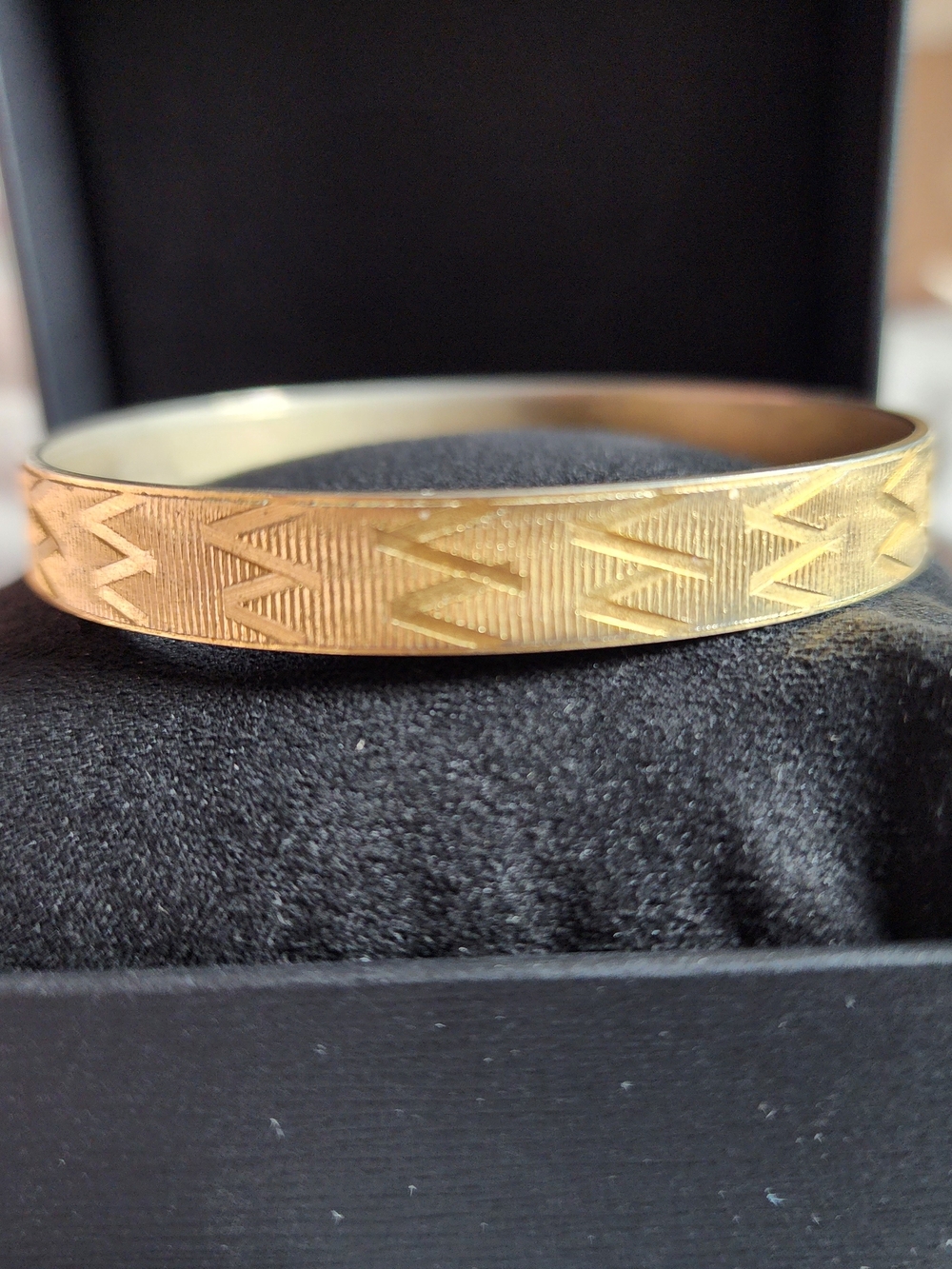 Vintage Gold Plated Zigzag Bangle Bracelet